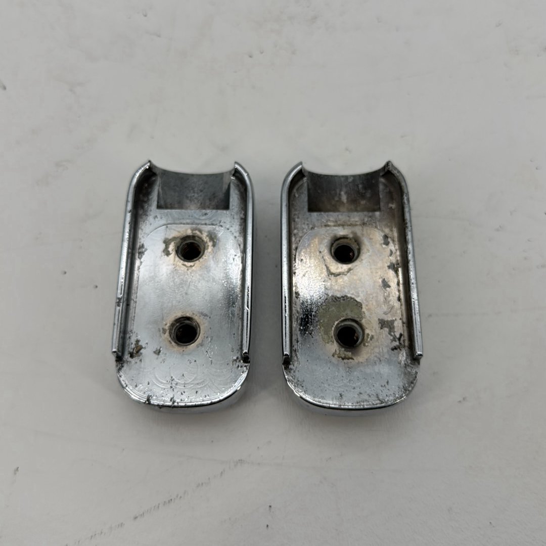 1999 - 2006 Harley-Davidson Touring Road King Left & Right Saddlebag Mount Brackets Covers Trim