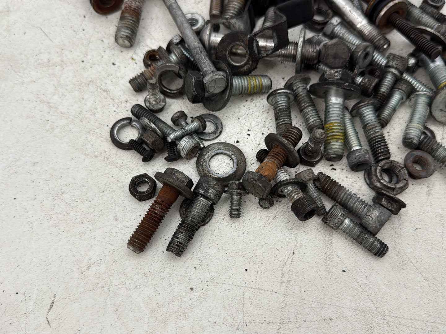 07 Harley Electra Glide Touring Ultra FLHTCUI OEM Hardware Bolts Nuts &amp; Brackets