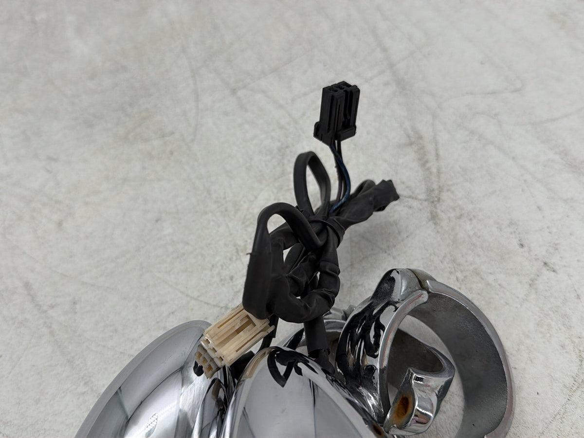 2009 Harley Dyna Street Bob FXDB OEM Front Left Right Turn Signal Indicators