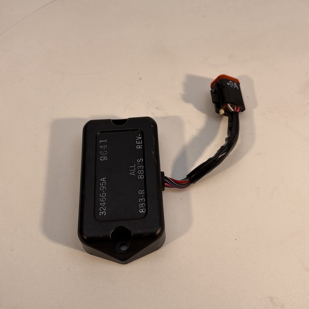 1986 - 2003 Harley-Davidson Sportster Hugger 883 Ignition Computer Module Igniter CDI 32466-95A