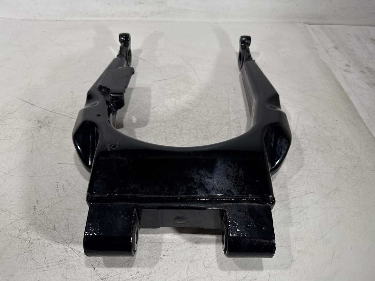2013 Harley Street Glide Touring FLHX OEM Rear Fork Swingarm Swing Arm
