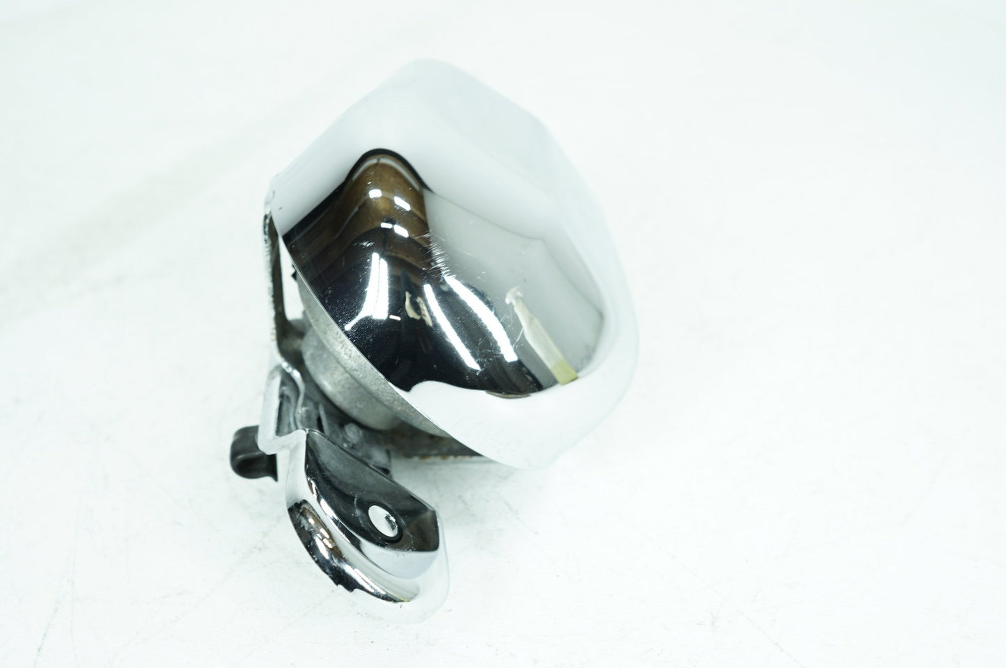 2007 - 2013 Harley-Davidson Touring Electra Glide Horn Signal Klaxon Chrome Cover 69012-93A