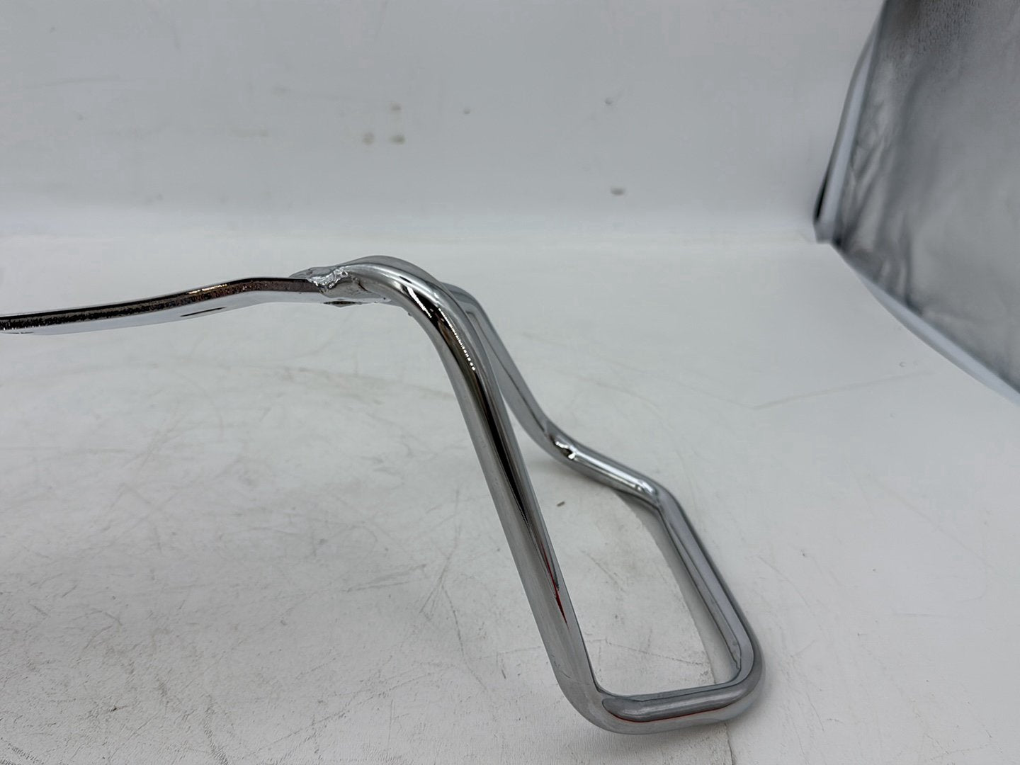 1999 - 2006 Harley-Davidson Touring Electra Glide Ultra Rear Passenger Handrail Grab Bar Hand Rail 91583-99