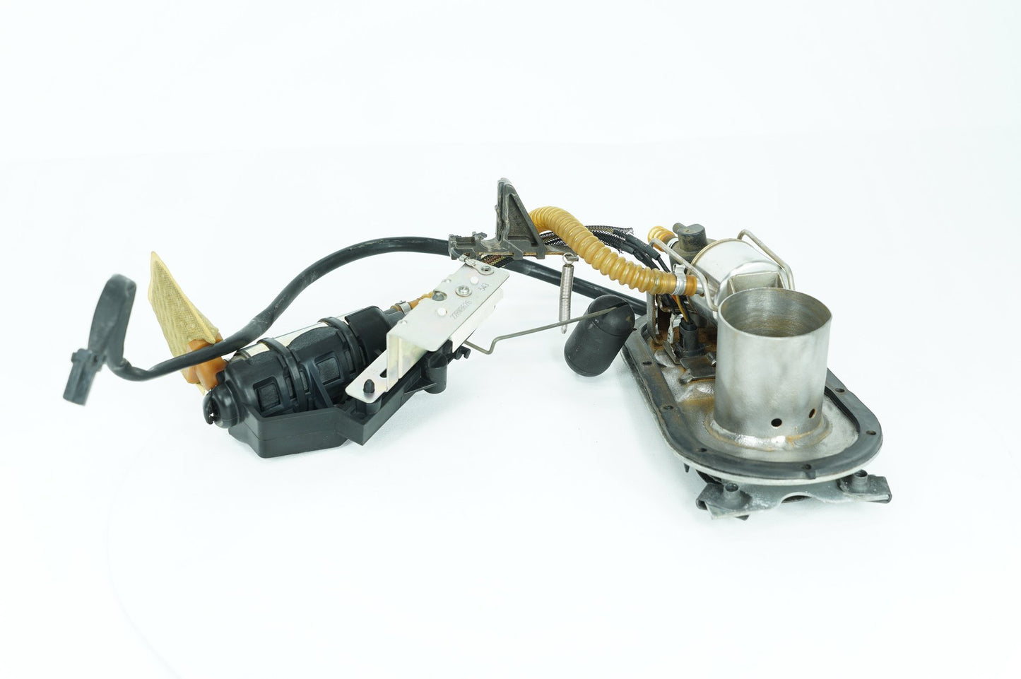 1999 - 2006 Harley-Davidson Touring Electra Glide Ultra Fuel Pump Gas Gasoline Petrol Sending 62897-01B
