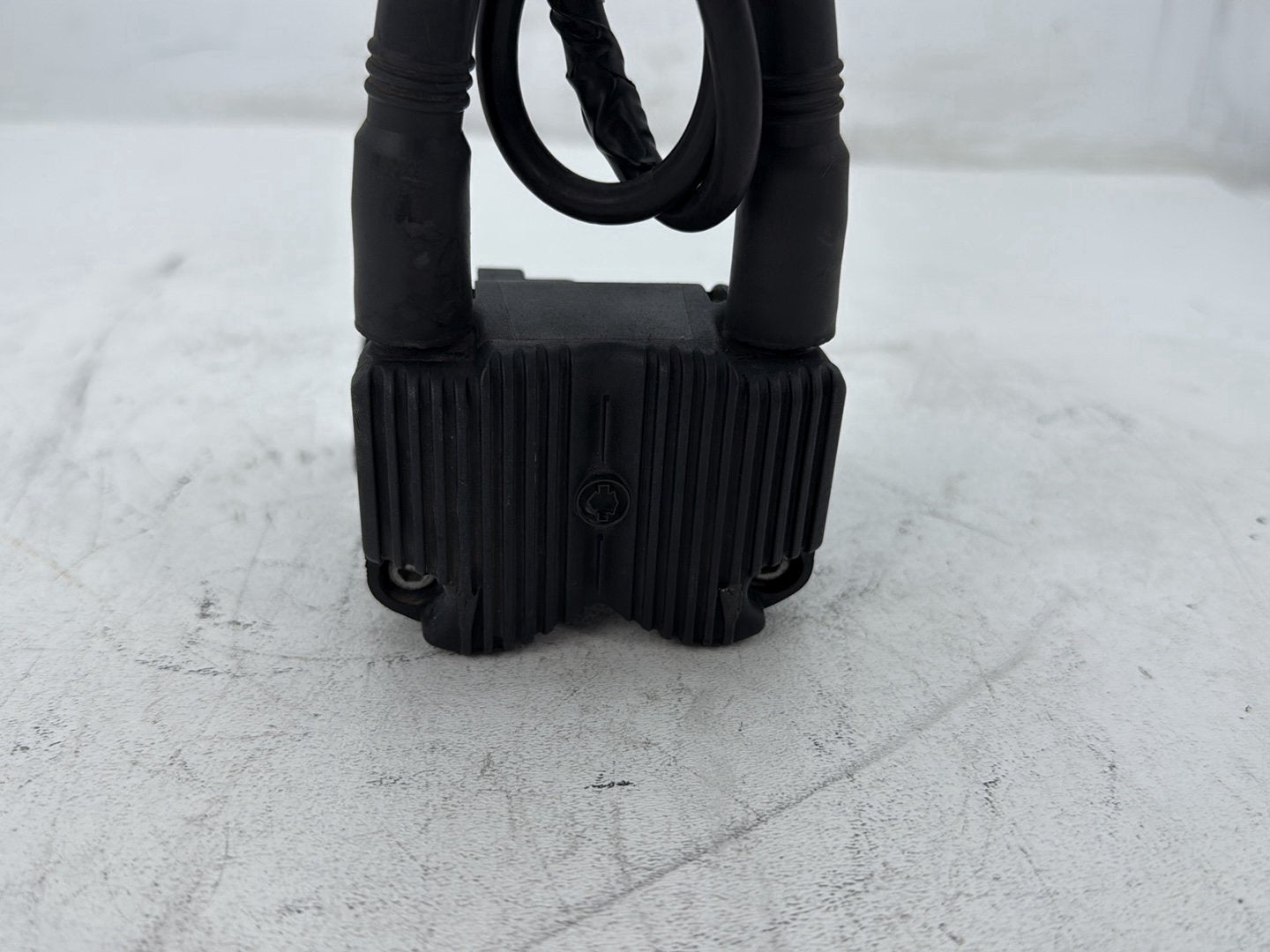 2003 Harley Electra Glide Touring Ultra FLHTCUI OEM Ignition Coil Spark Plugs Cable