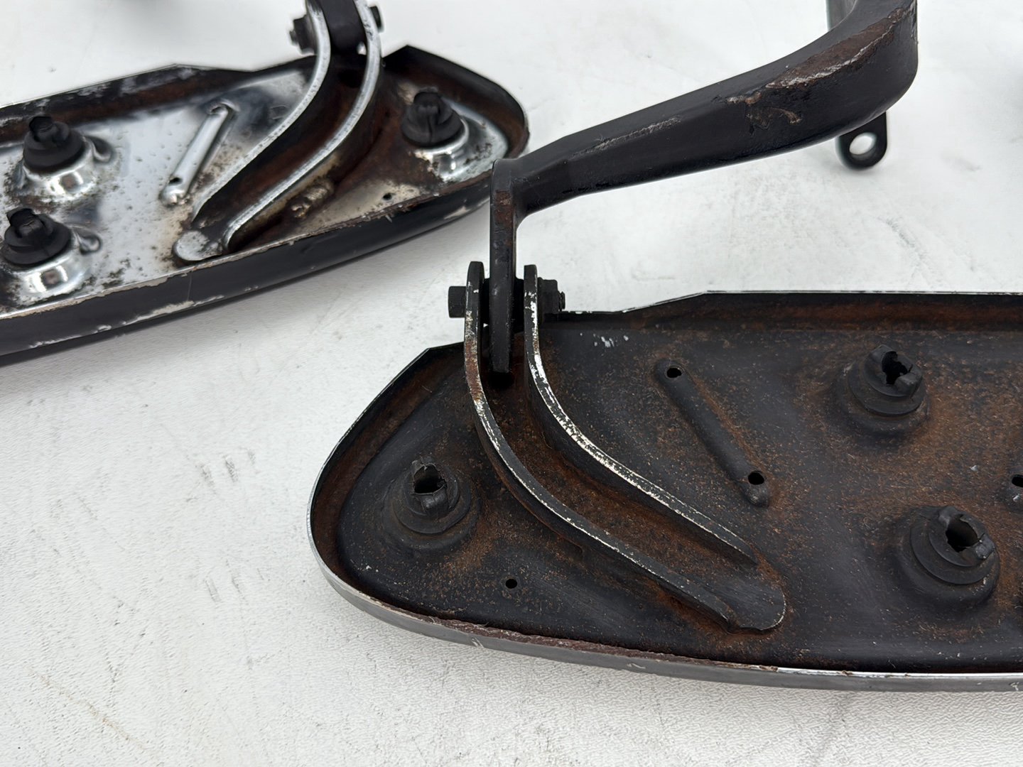 2007 Harley Street Glide Touring FLHX OEM Left Right Driver Floorboard Foot Rest