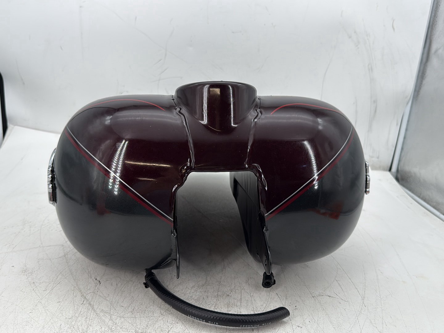 2005 Harley Electra Glide Touring Ultra FLHTCUI OEM Fuel Gas Tank Gasoline Reservoir