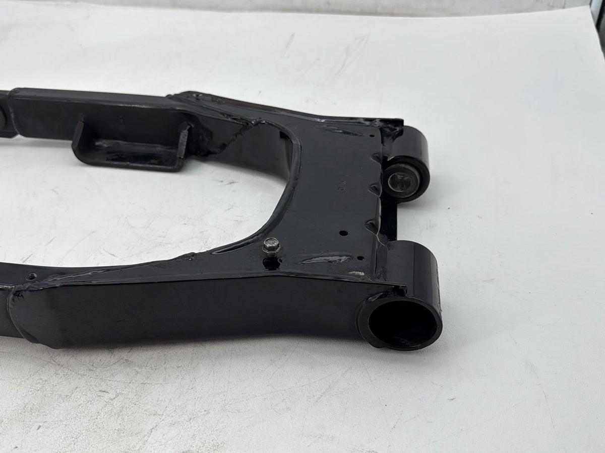 2007 Harley Touring FLHTP Electra Glide Police OEM Rear Fork Swingarm Swing Arm