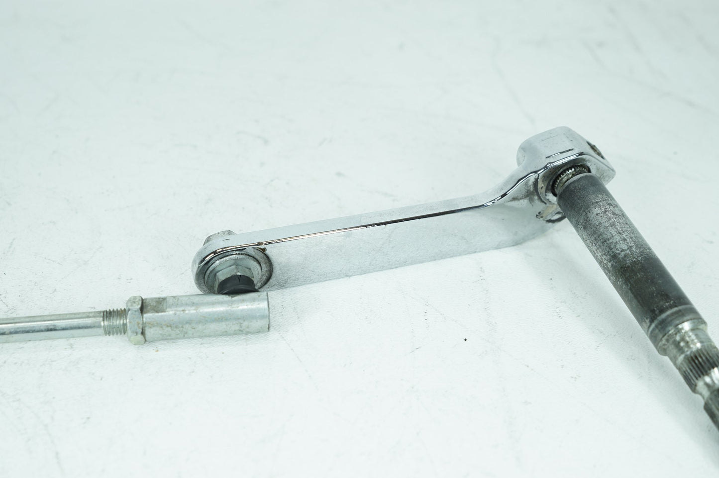 2008 - 2016 Harley-Davidson Touring Road Glide Gear Shifter Lever w/ Rod linkage 33709-82A