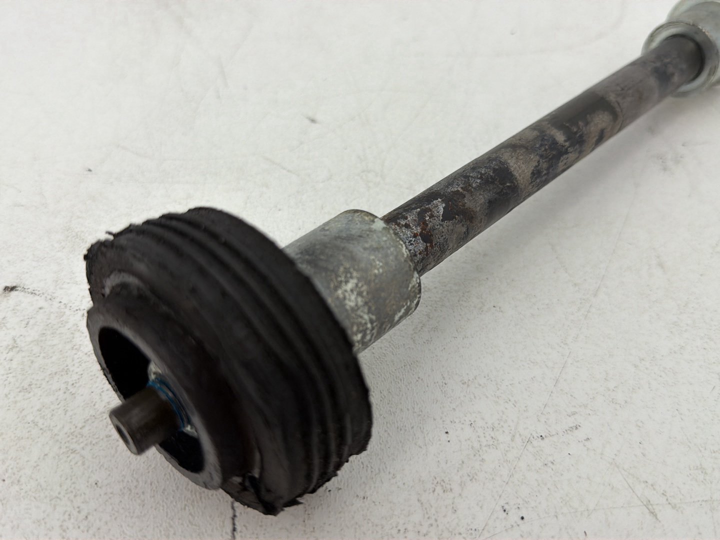 2007 - 2012 Harley-Davidson Touring Street Glide Rear Fork Swingarm Pivot Bolt Shaft