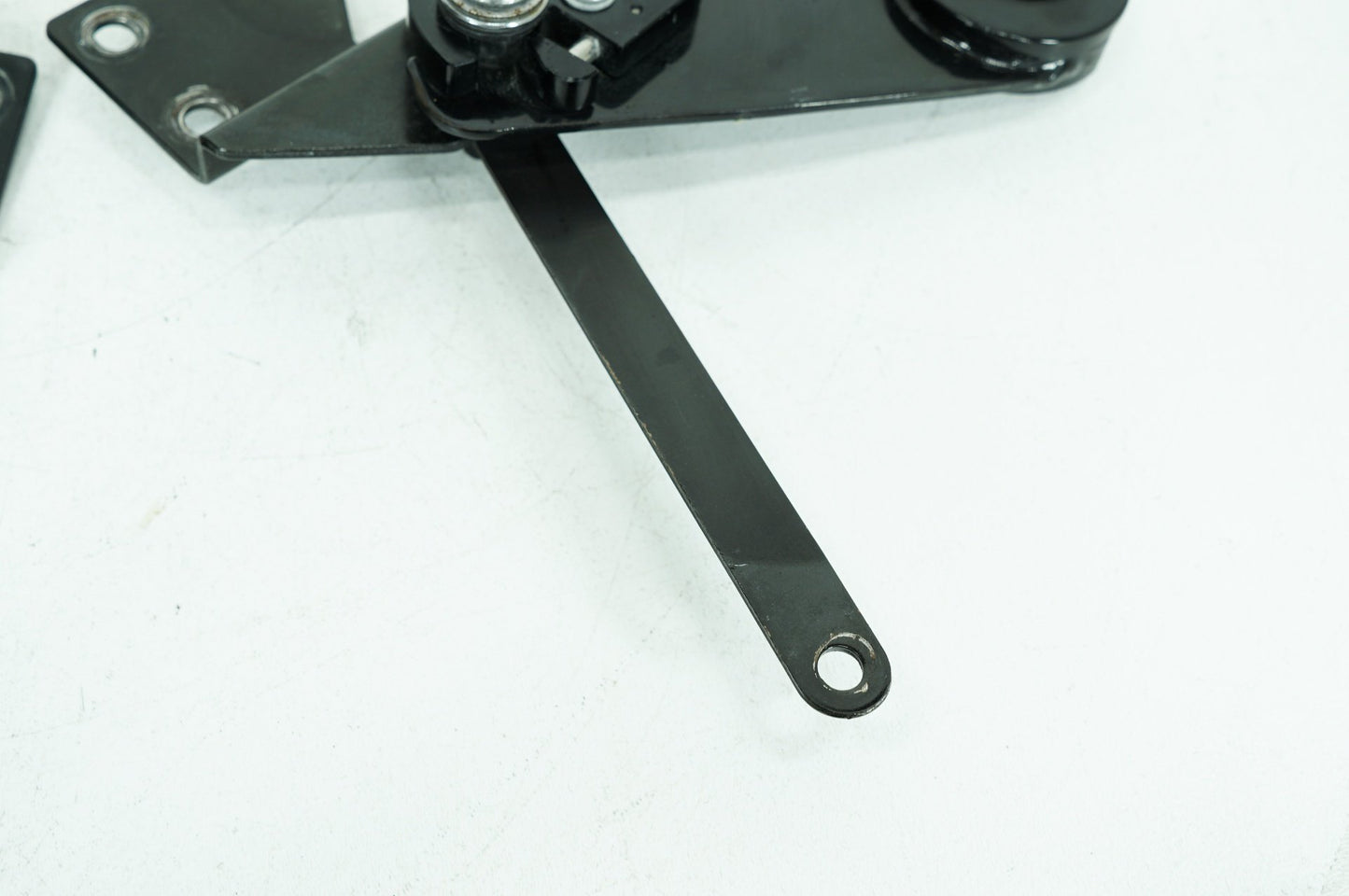 2007 - 2011 Harley-Davidson Touring Street Glide Left & Right Saddlebag Mount Brackets 53758-96C