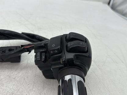 2013 Harley Electra Glide Touring Ultra FLHTCUI OEM Right Engine Start Kill Switches Controls