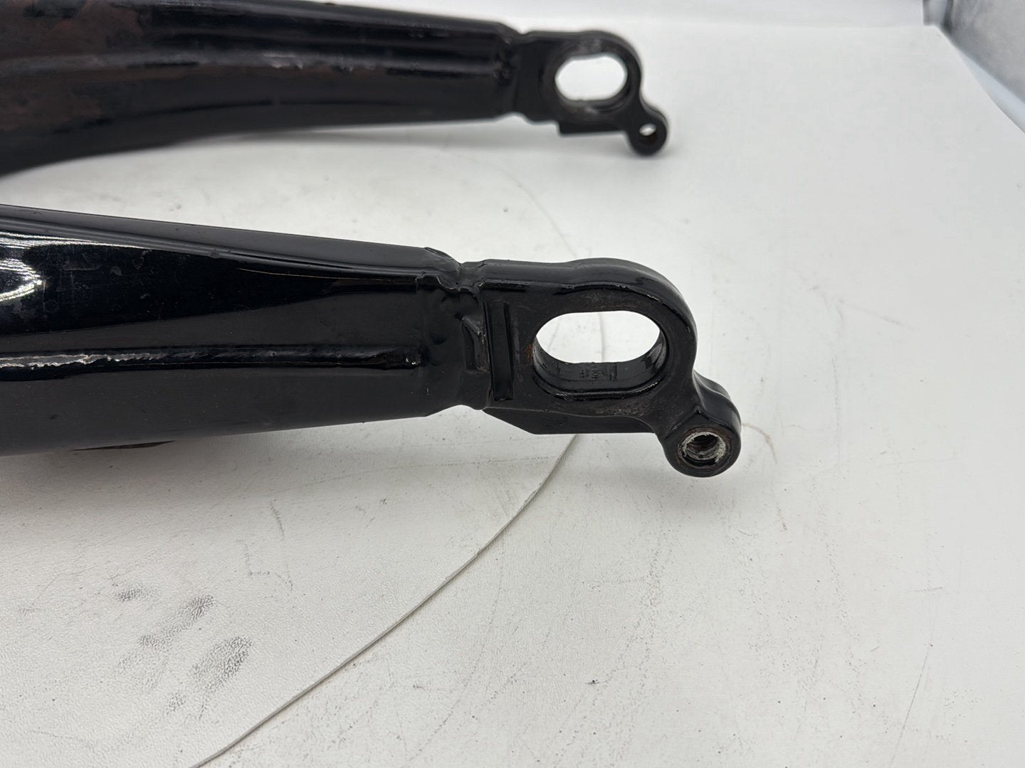 2007 - 2011 Harley-Davidson Touring Electra Glide Ultra Rear Fork Swingarm Swing Arm 47549-09