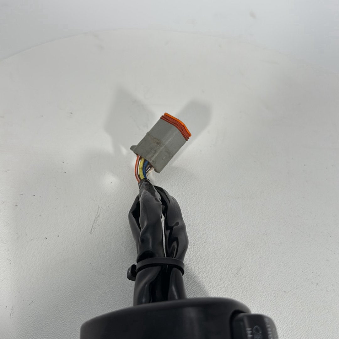1991 - 2003 Harley-Davidson Sportster Custom Left Turn Signal Headlight Switches Controls 	71685-06A