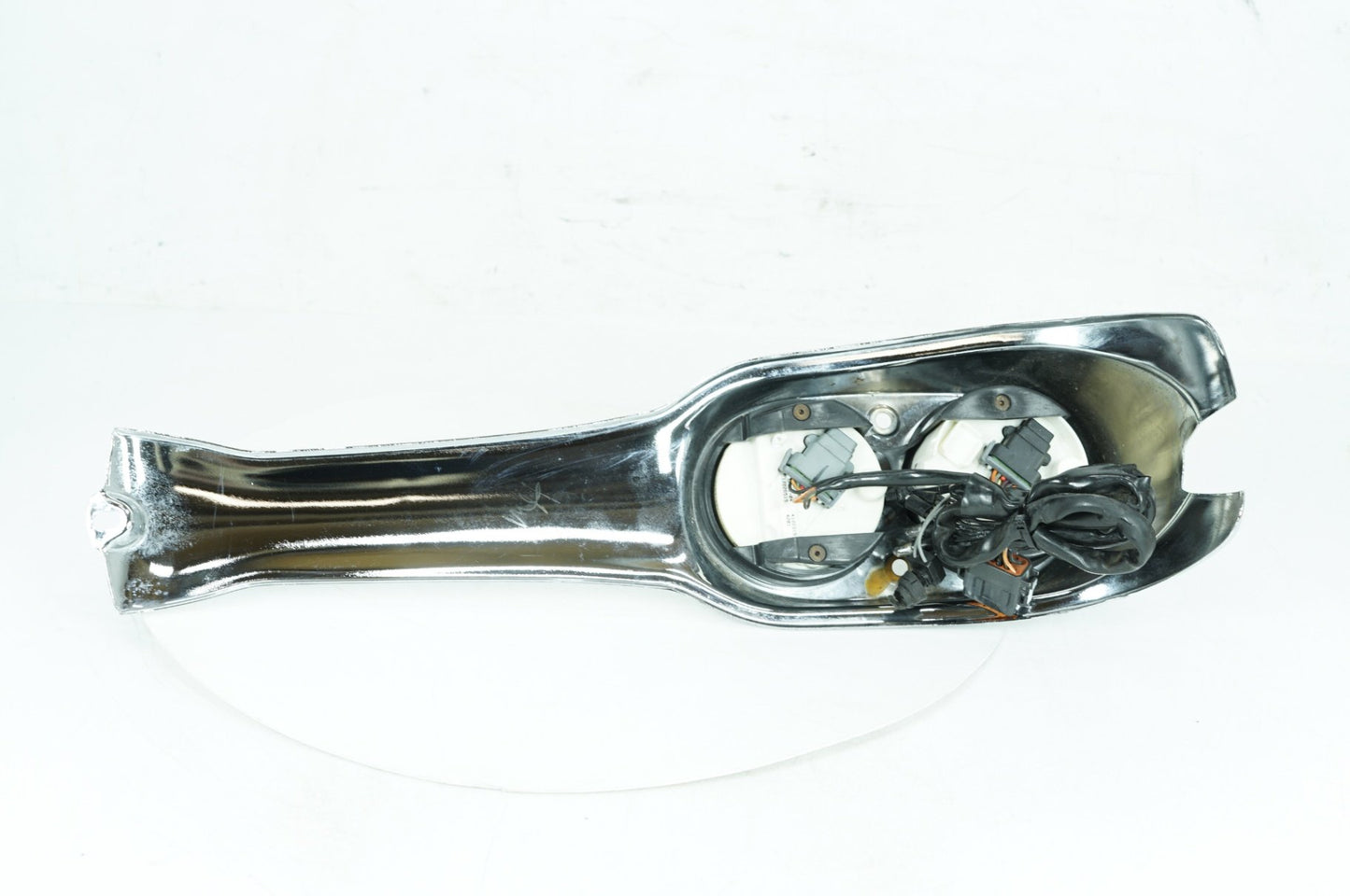 1999 - 2006 Harley-Davidson Dyna Low Rider Fuel Tank Dash Console Speedometer NOKey 	61695-05