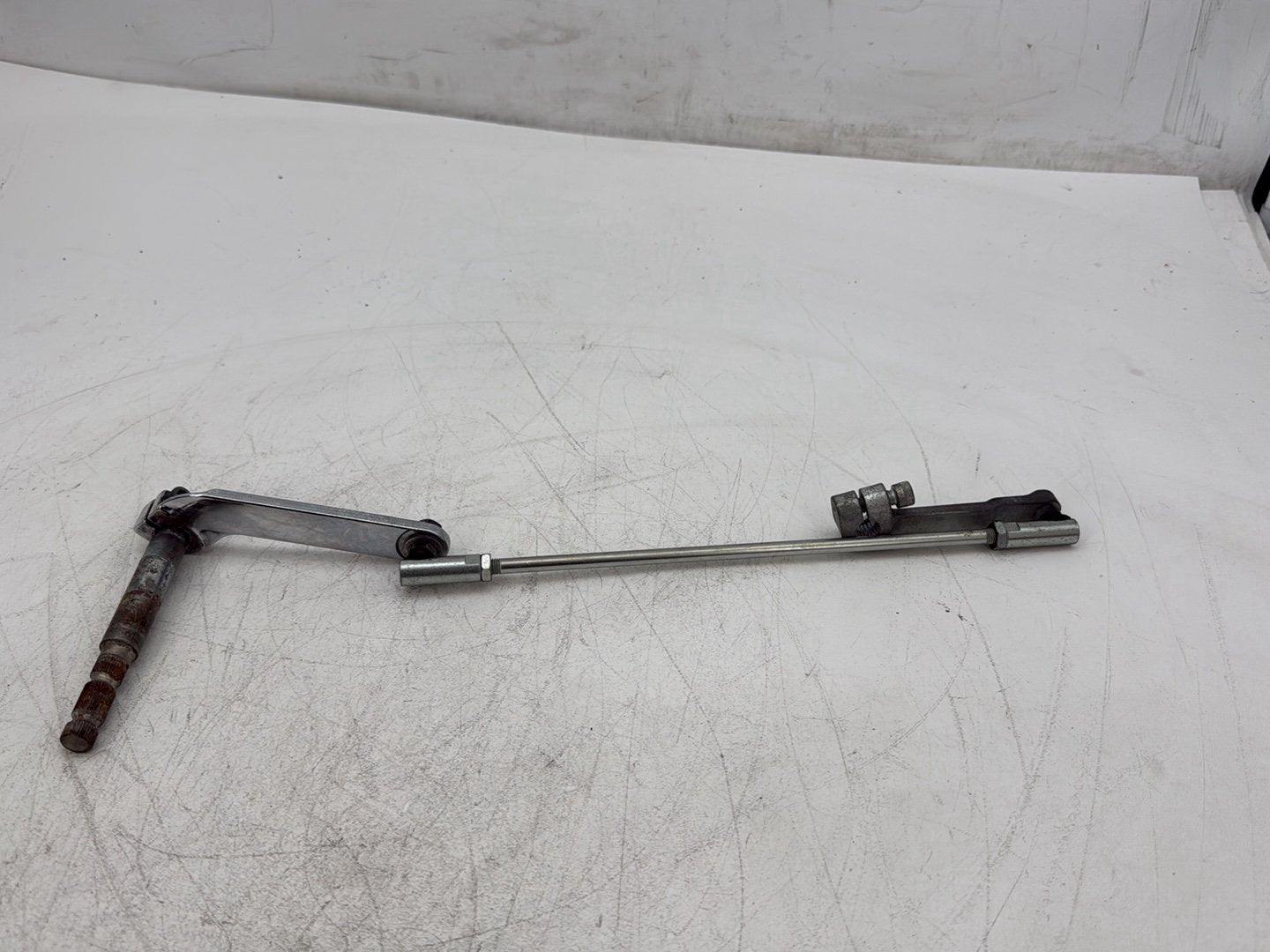 2010 Harley Street Glide Touring FLHX OEM Gear Shifter Lever w/ Rod linkage