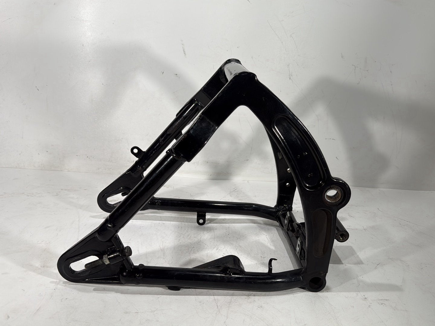 1997 Harley Softail Fat Boy FLSTF OEM Rear Fork Swingarm Swing Arm 47573-89B