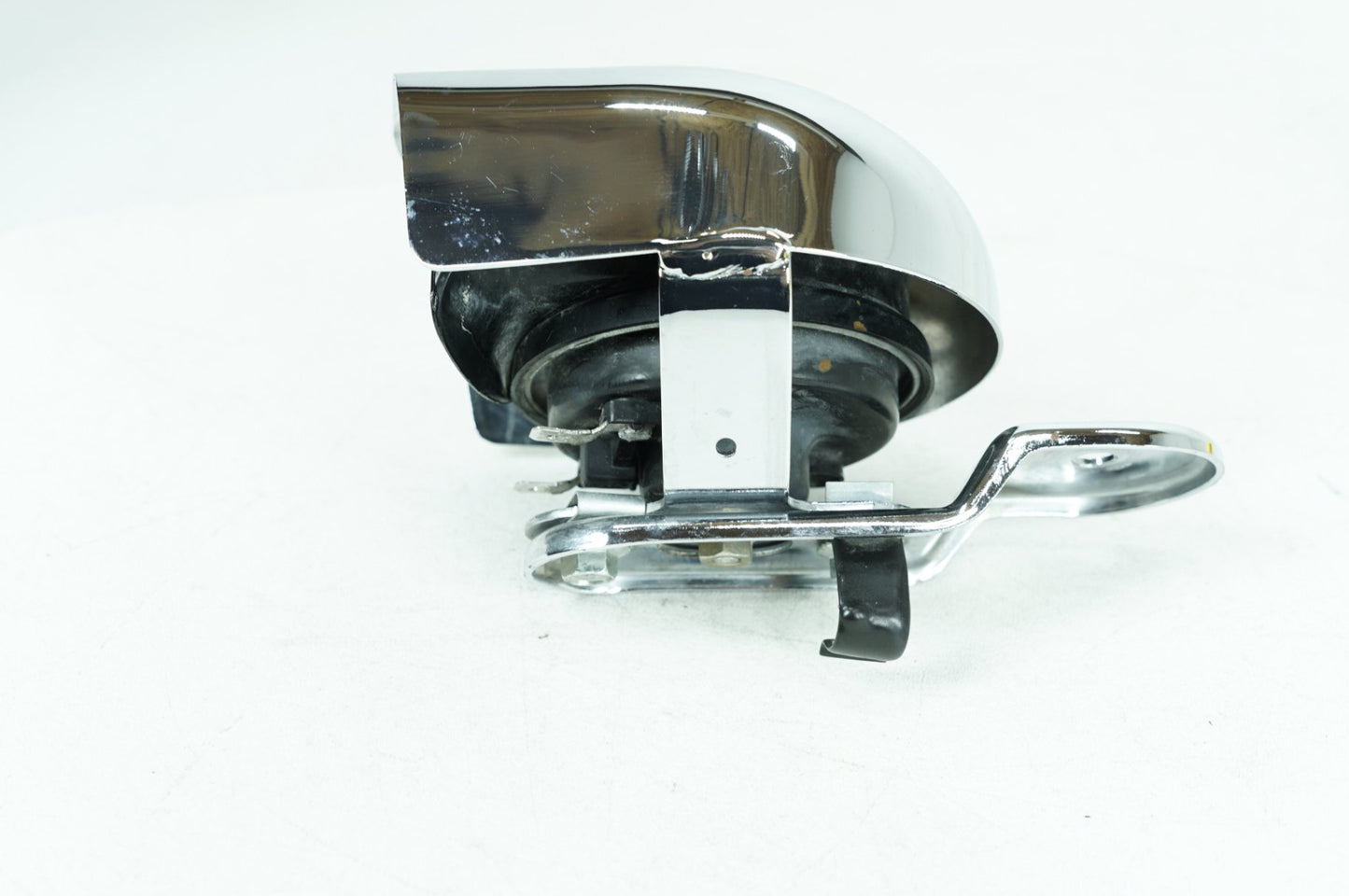 2002 Harley-Davidson Touring FLHRCI - Horn Signal Klaxon Chrome Cover PN: 69012-93A