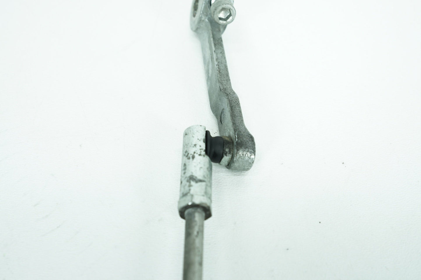 2008 - 2016 Harley-Davidson Touring Street Glide Gear Shifter Lever w/ Rod linkage 33709-82A