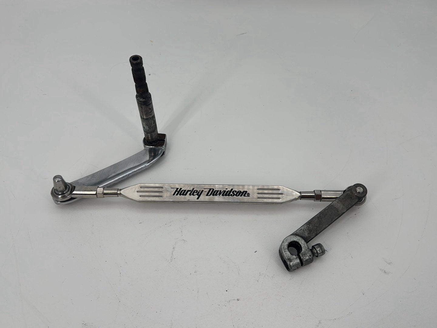 1999 - 2006 Harley-Davidson Touring Electra Glide Classic Gear Shifter Lever w/ Rod linkage 33718-82B