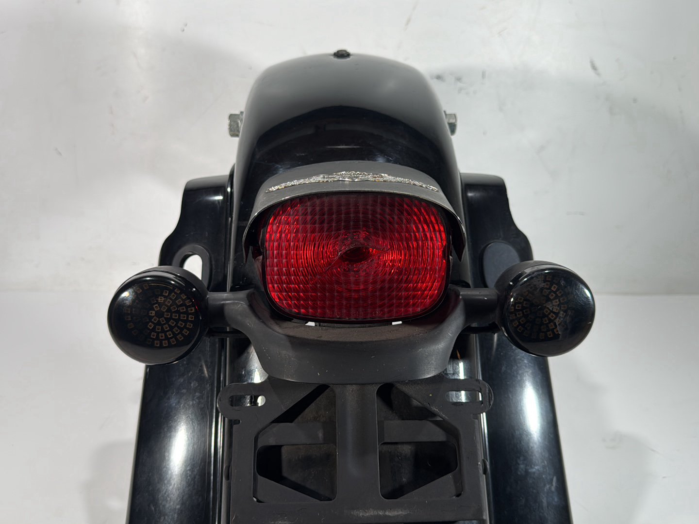 2007 Harley Street Glide Touring FLHX OEM Rear Wheel Fender & Turn Signals Bar