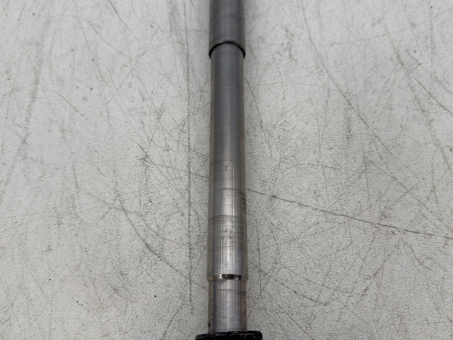 2004 Harley Sportster XL883C 883 Custom OEM Front Wheel Axle Bolt Shaft