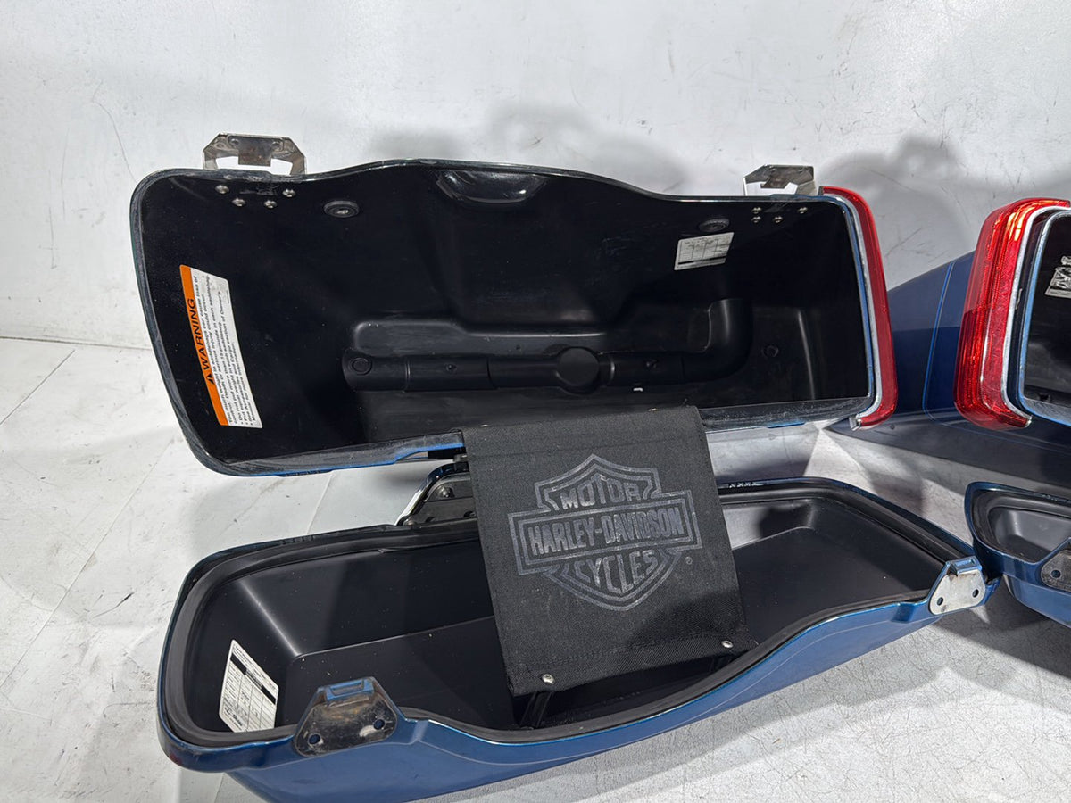 2006 Harley Electra Glide Touring Ultra FLHTCUI OEM Left Right Saddlebags Luggage NOKey