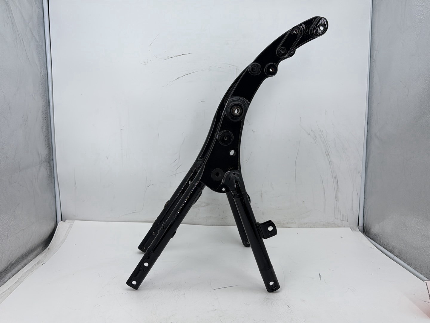 2014 Harley Electra Glide Touring CVO Screamin Eagle OEM Rear Sub Frame Subframe Tail Rail