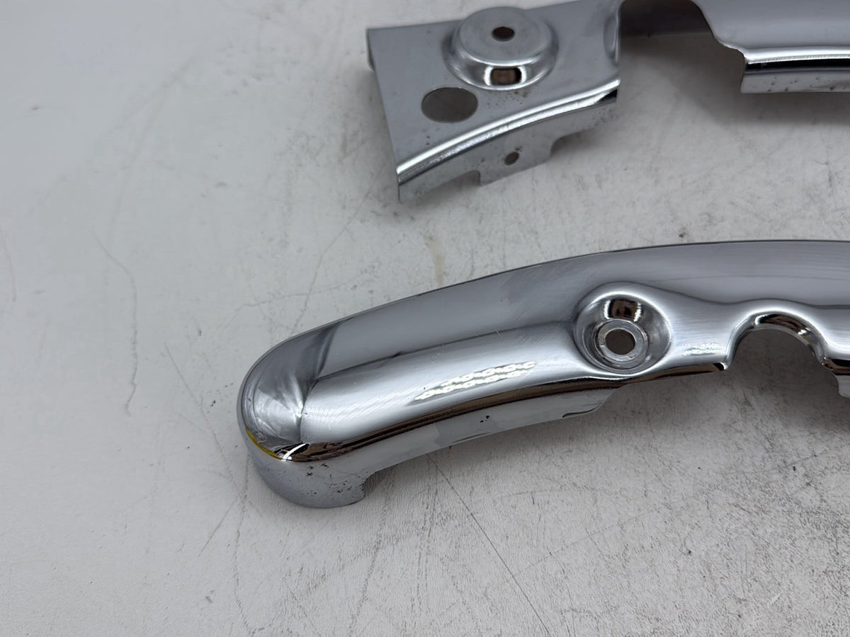 2009 Harley Road King Touring Police OEM Rear Left Right Fender Struts Bracket