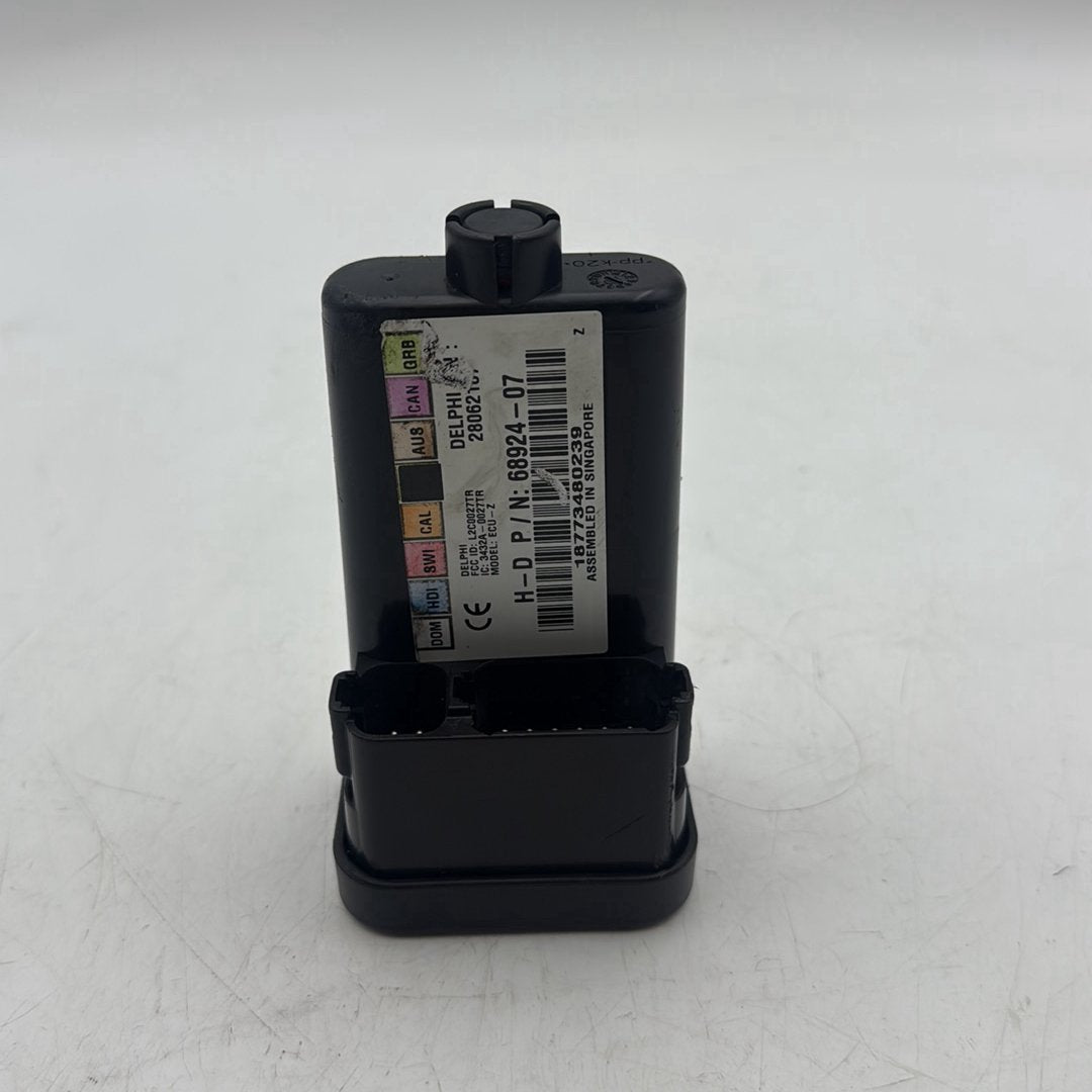 2007 - 2012 Harley-Davidson Touring Electra Glide Classic Turn Signal Security Module TSSM 68924-07