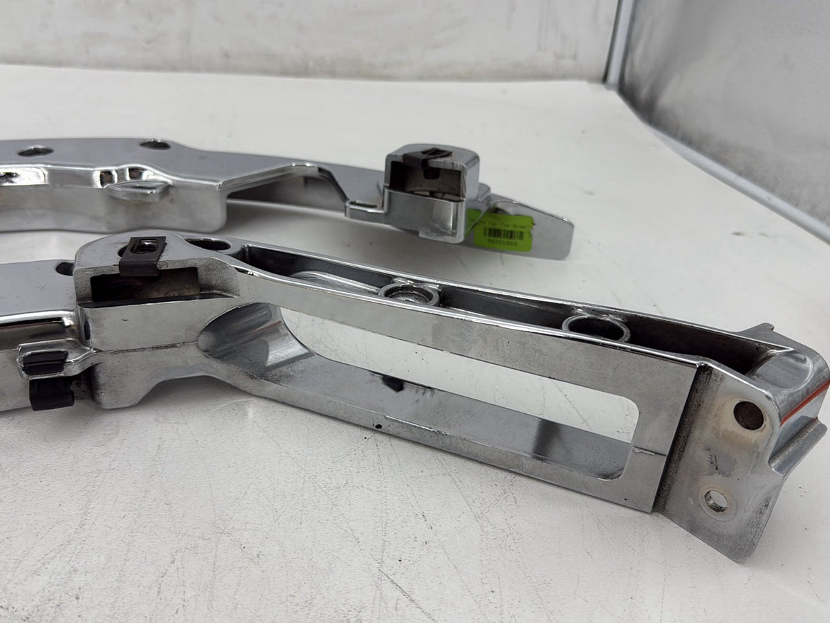 2017 Harley Road Glide Touring OEM Left Right Saddlebag Fender Struts Brackets