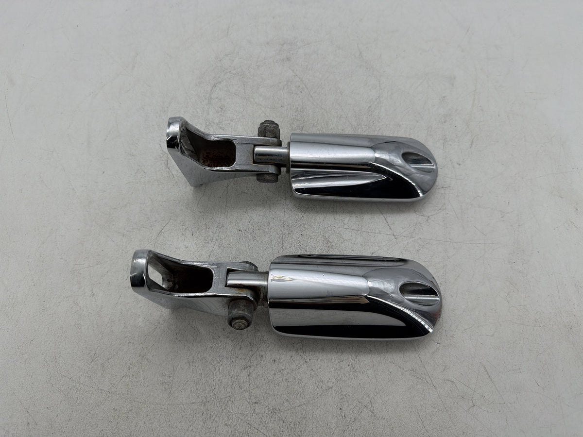 2011 Harley Street Glide Touring FLHX-103 OEM Passenger Left & Right Foot Pegs