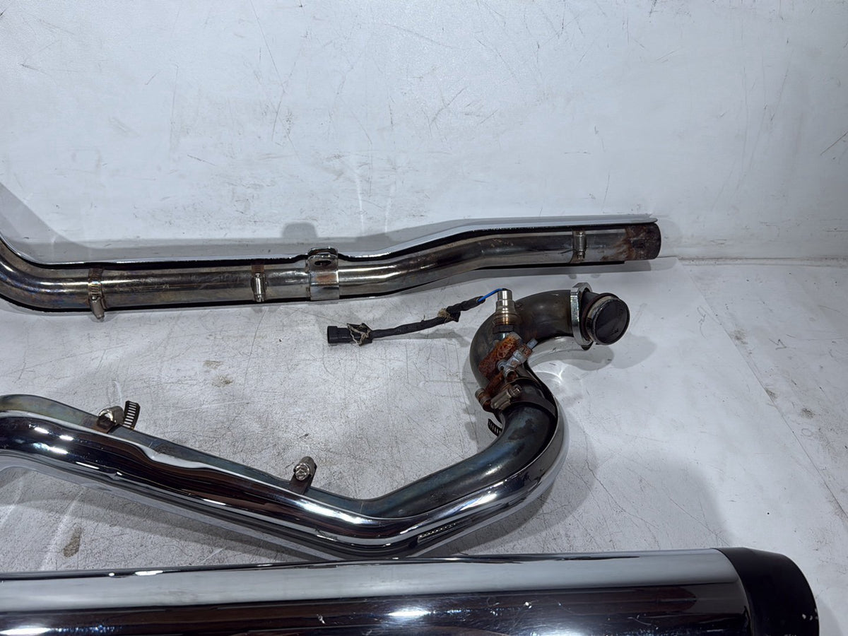 2007 Harley Electra Glide Touring Ultra OEM Exhaust Header Pipes Muffler