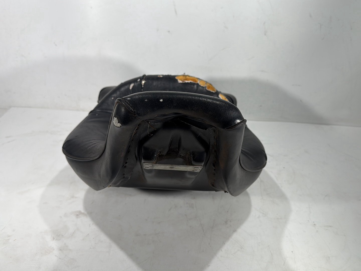 1996 Harley Electra Glide Touring FLHT OEM Passenger Rider Driver Seat Saddle