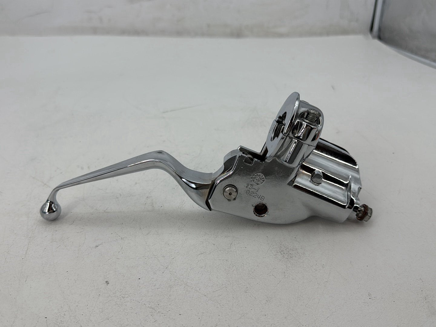2014 Harley Electra Glide Touring CVO Screamin Eagle OEM Front Left Hand Clutch Lever Master Cylinder