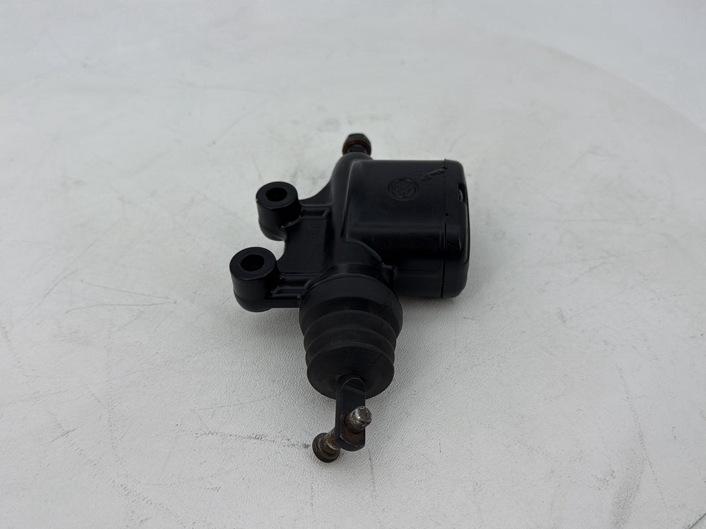 2007 - 2011 Harley-Davidson Touring Electra Glide Ultra Rear Brake Master Cylinder Reservoir 41763-08B