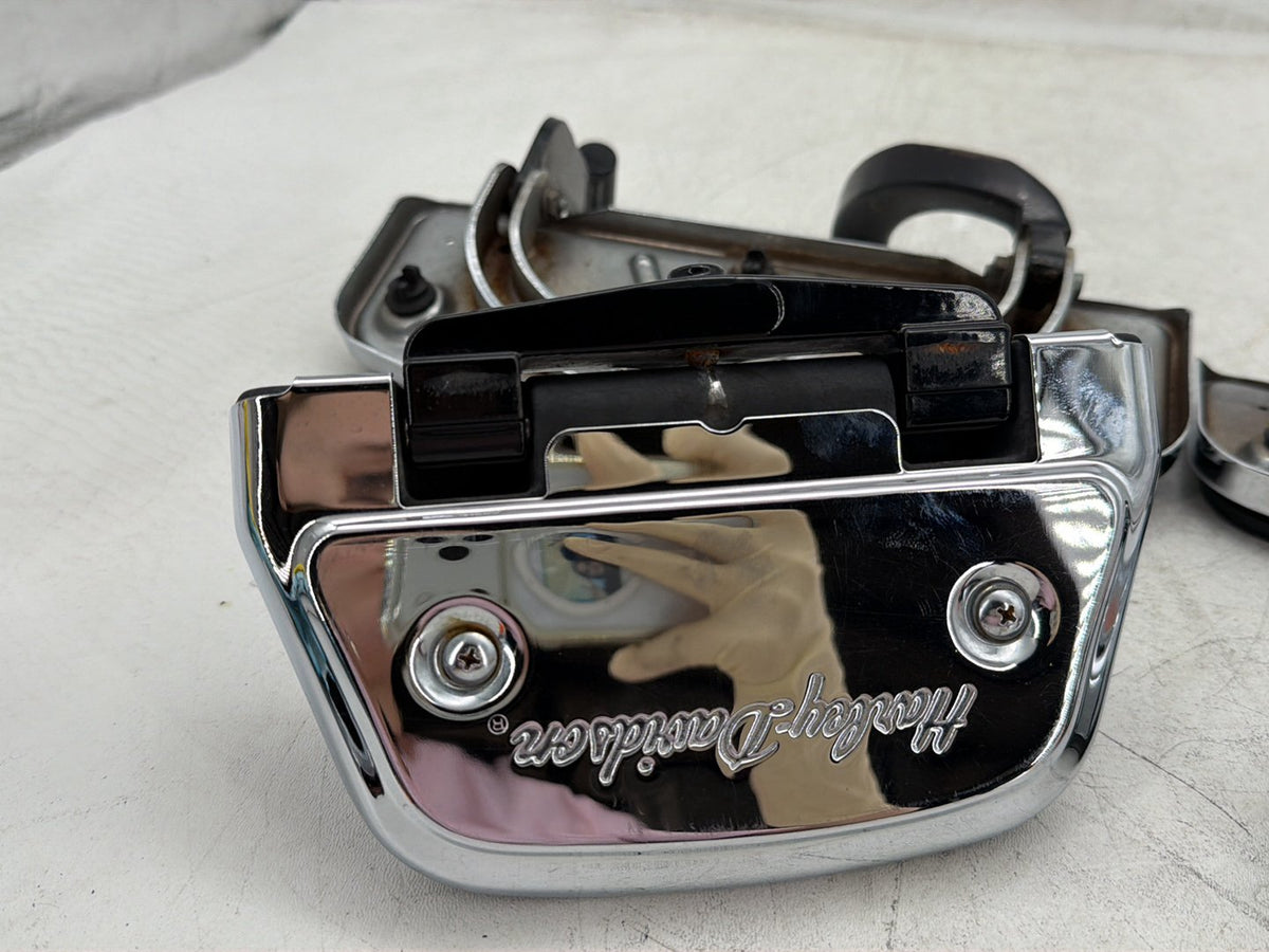 07 Harley Electra Glide Touring OEM Left Right Driver Pass Floorboard Foot Rest