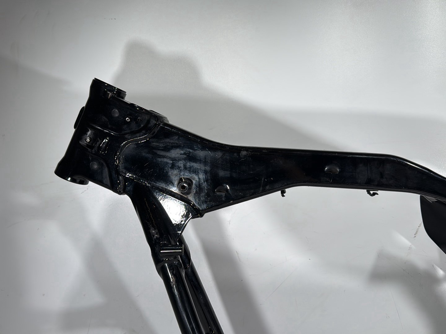2011 Harley Electra Glide Ultra FLHTK OEM Body Main Frame Chassis SLVG