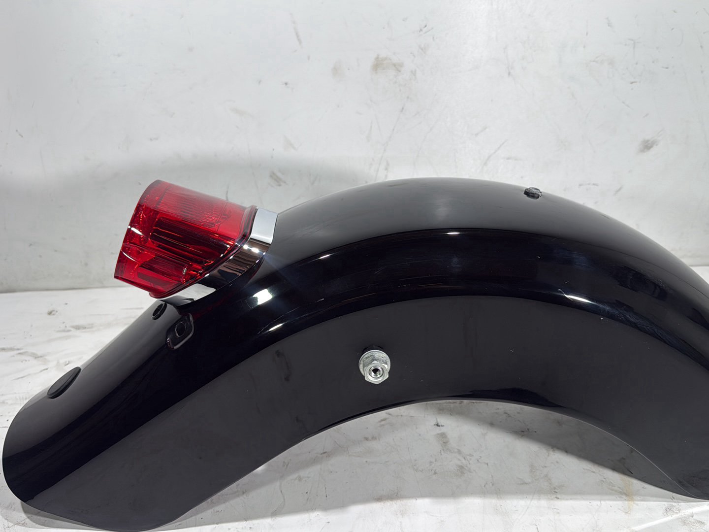2022 Harley Road King Touring FLHR OEM Rear Wheel Fender Taillight Brake Lamp