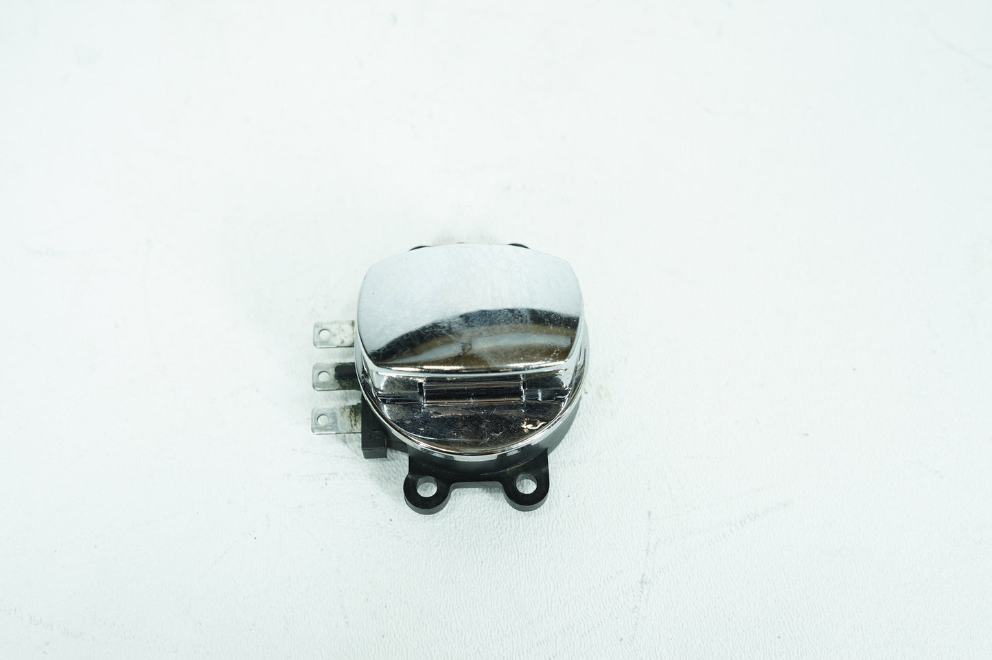 2007 - 2011 Harley-Davidson Softail Night Train Ignition Switch Cylinder Barrel Lockset NOKey 71313-96A