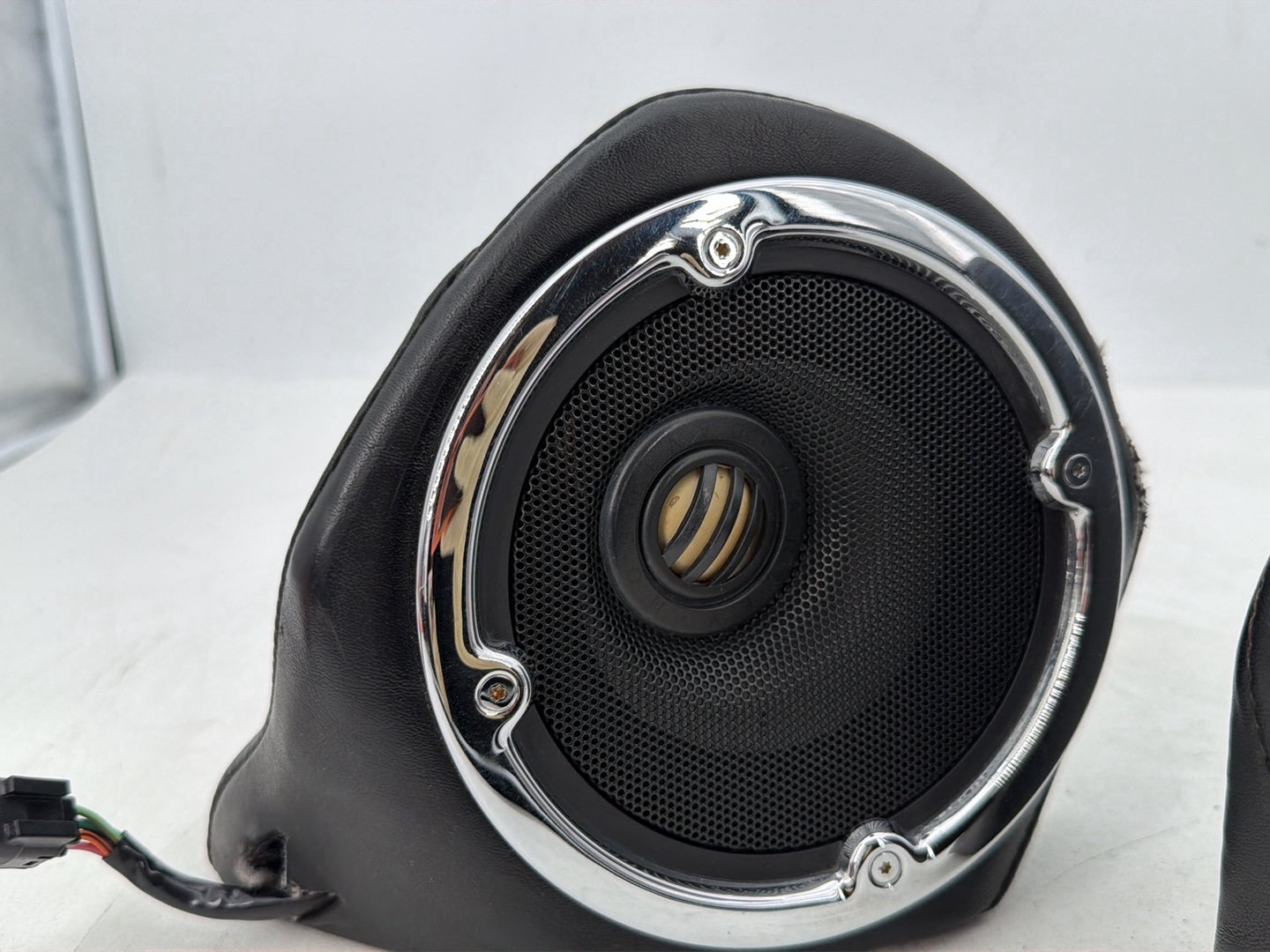 2008 - 2016 Harley-Davidson Touring Electra Glide Ultra Rear Left Right Audio Speakers 	76307-98