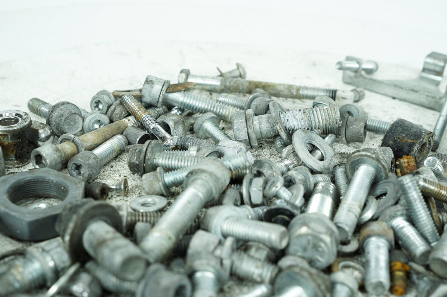 2008 - 2016 Harley-Davidson Touring Road Glide Ultra Hardware Bolts Nuts & Brackets