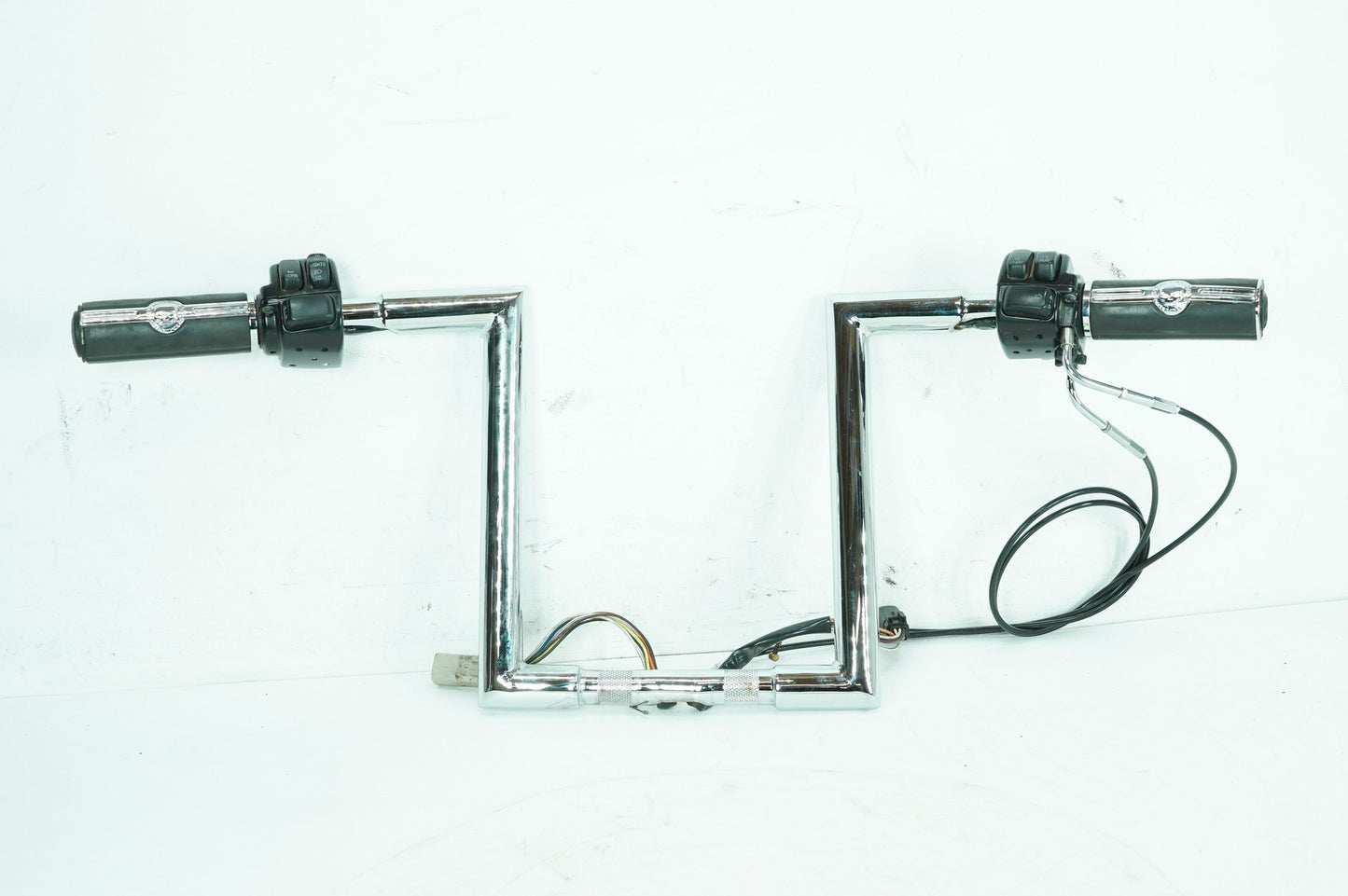 2007 - 2014 Harley-Davidson Dyna Super Glide Custom Handlebars Left Right Switches Controls 56102-99