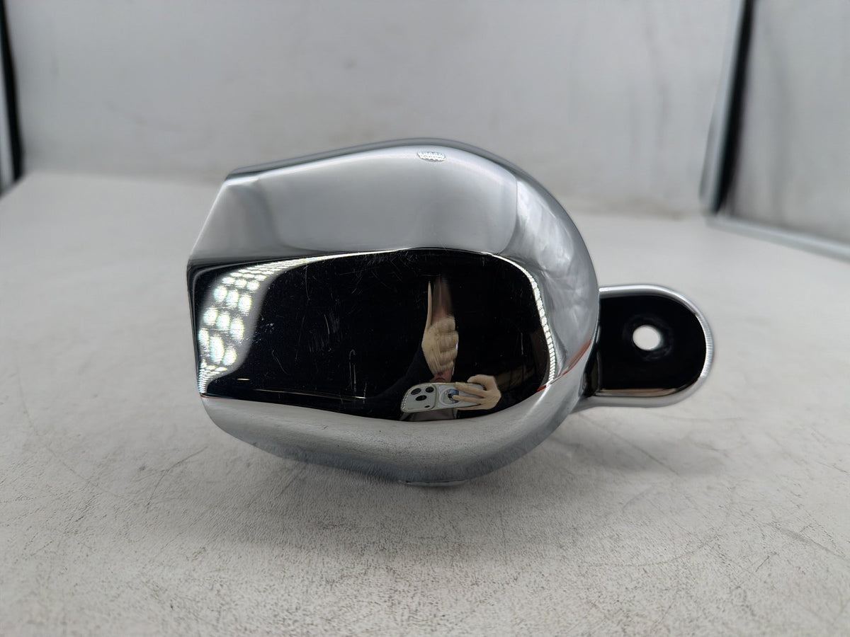 2006 Harley Street Glide Touring FLHX OEM Horn Signal Klaxon Chrome Cover