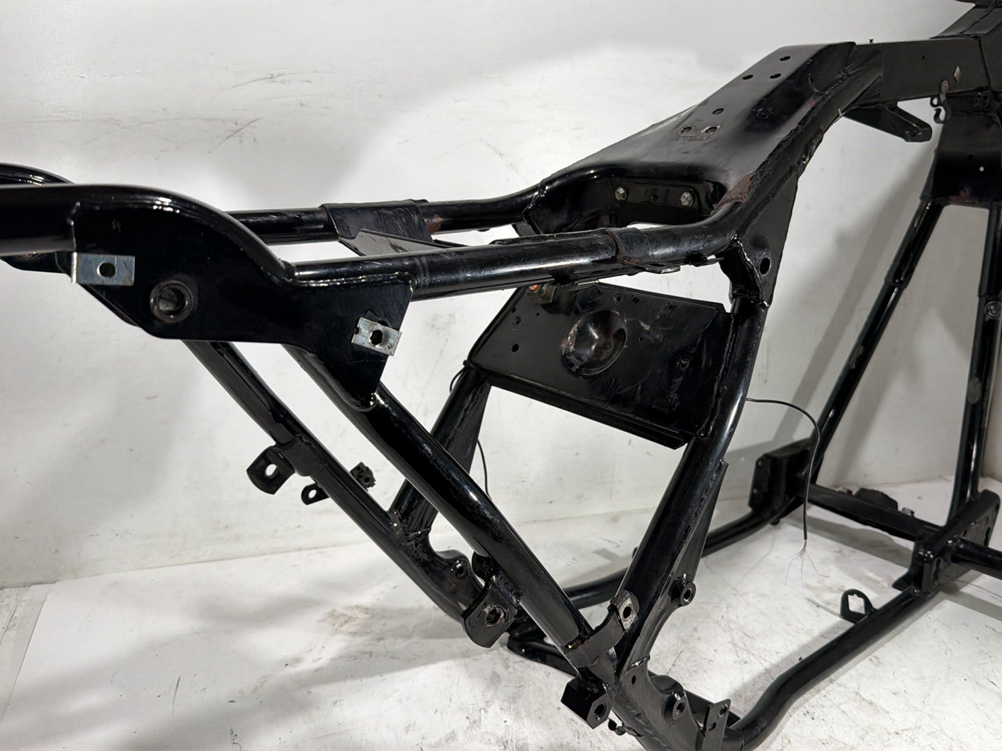 1994 Harley Electra Glide Touring Classic OEM Body Main Frame Chassis SLVG