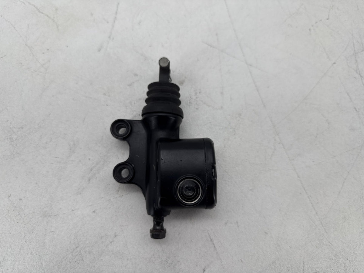 2009 Harley Electra Glide Touring Ultra OEM Rear Brake Master Cylinder Reservoir