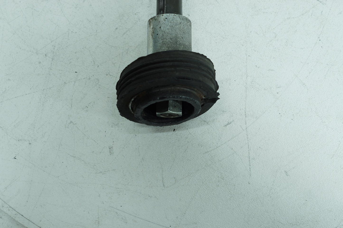2007 - 2011 Harley-Davidson Touring Electra Ultra Rear Fork Swingarm Pivot Bolt Shaft 47505-02