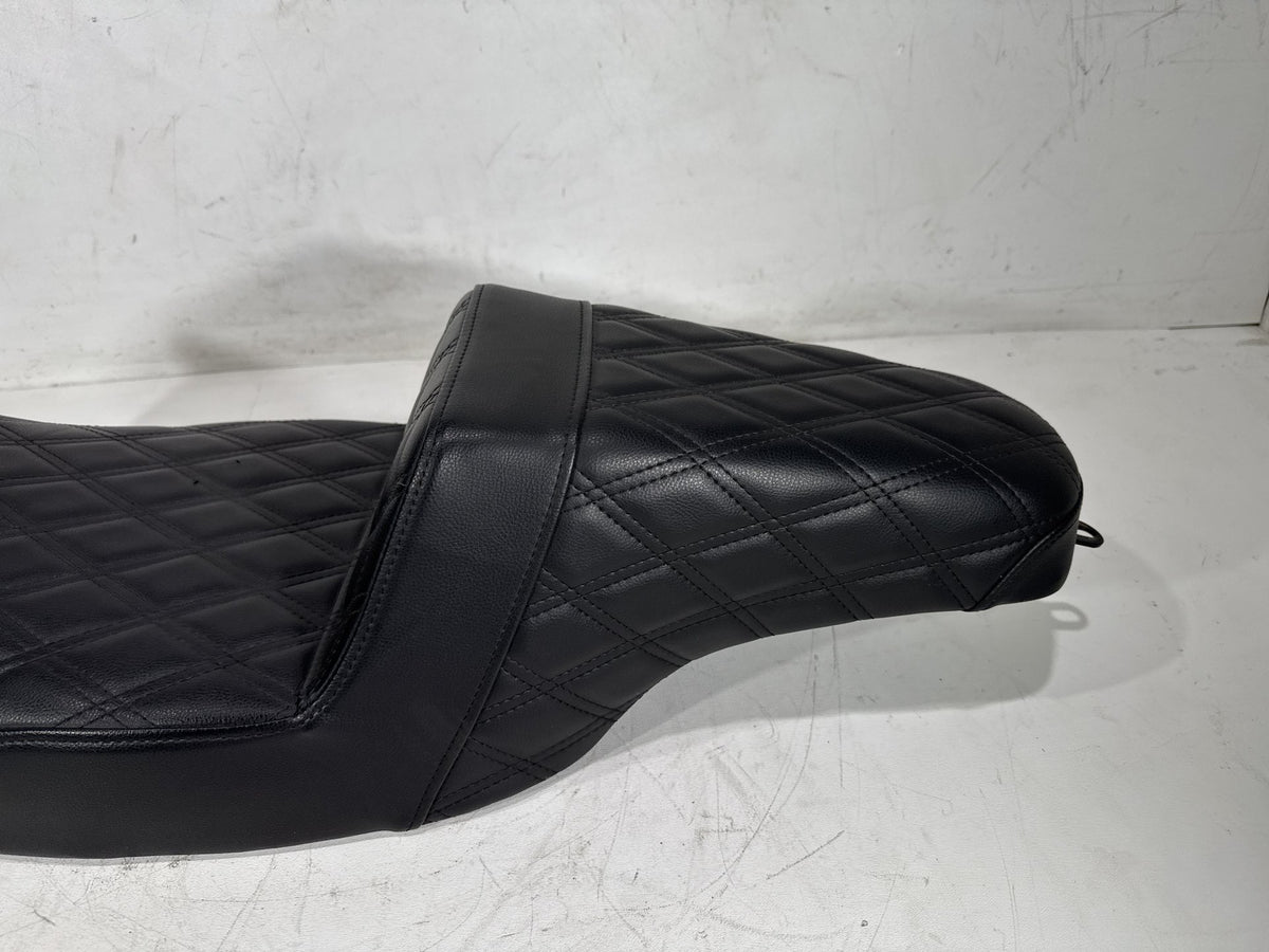 06 Harley Street Glide Touring FLHX Passenger Rider Driver Seat Saddle SADDLEMEN