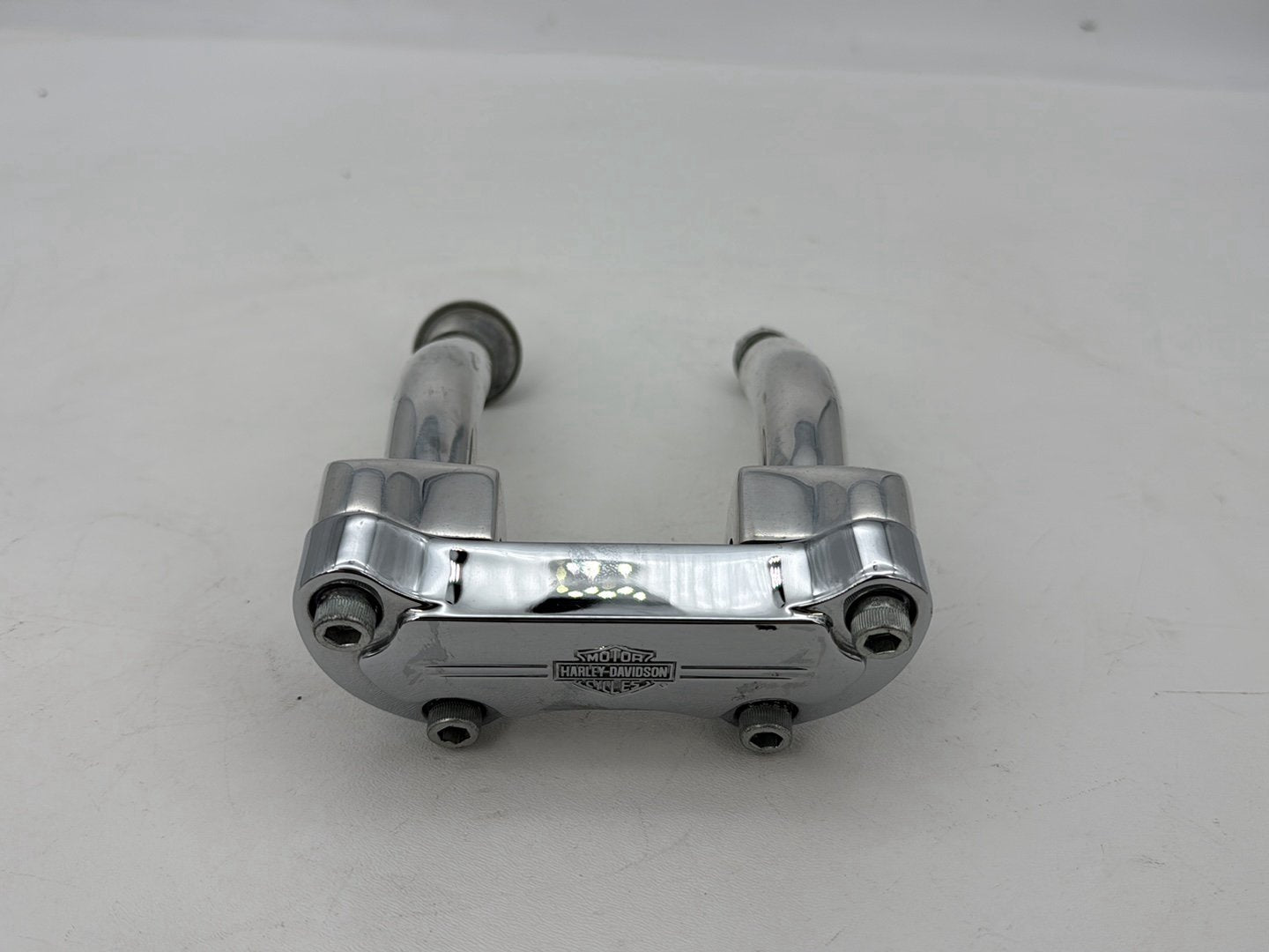1999 - 2006 Harley-Davidson Dyna Low Rider Front Handlebar Riser Top Clamp Chrome 56124-77