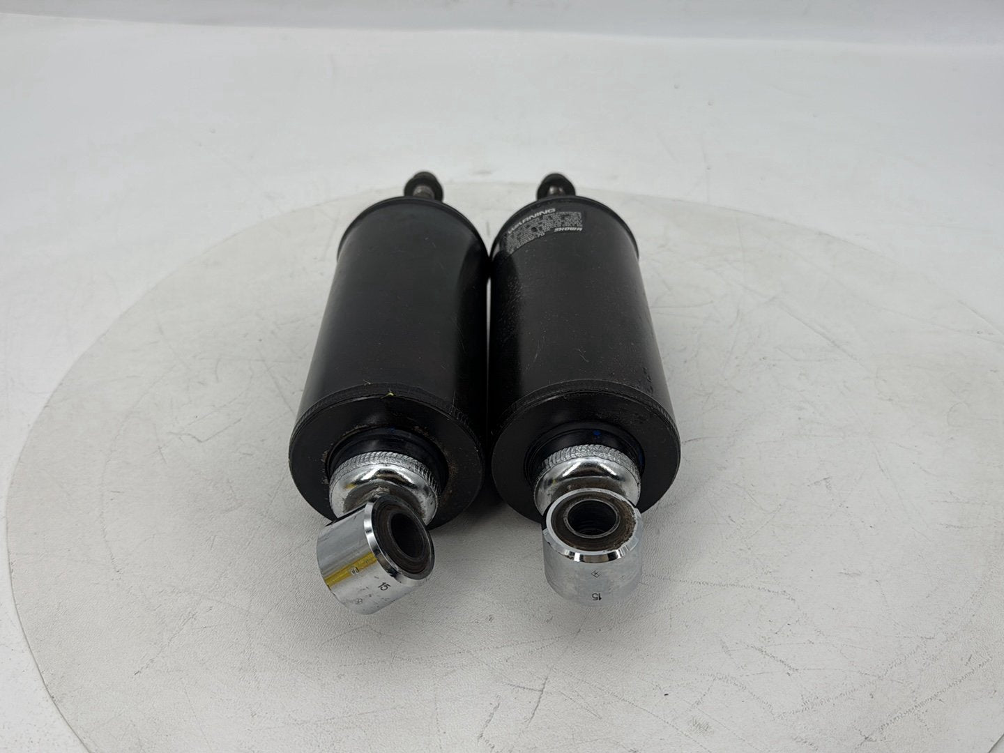 1999 - 2006 Harley-Davidson Softail Heritage Rear Left Right Shock Absorbers 54508-00B